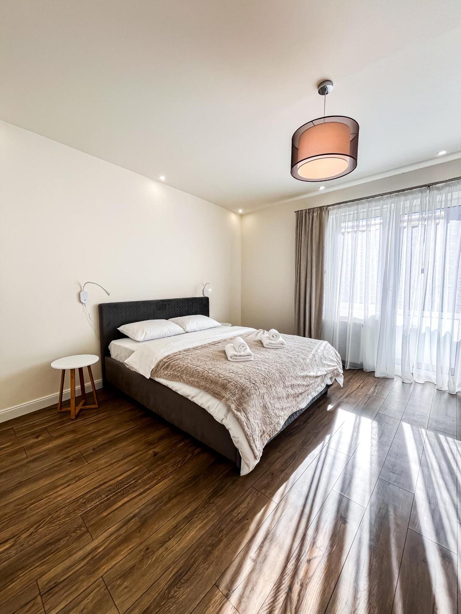 La Teatru - 2Bd Apartment Near Theatre And Old Town Брашов Екстер'єр фото